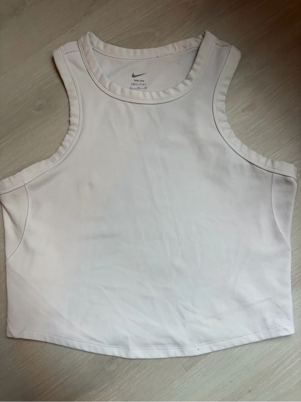 Nike Women's White Cropped Tank Top